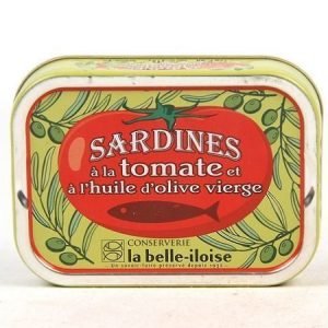 Sardiineja tomaatissa ja oliiviöljyssä